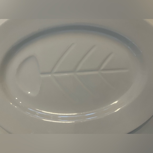 Ideal Ironstone Ware Ide Bros. Japan White Oval Plate with fish design-vintage - Picture 4 of 8